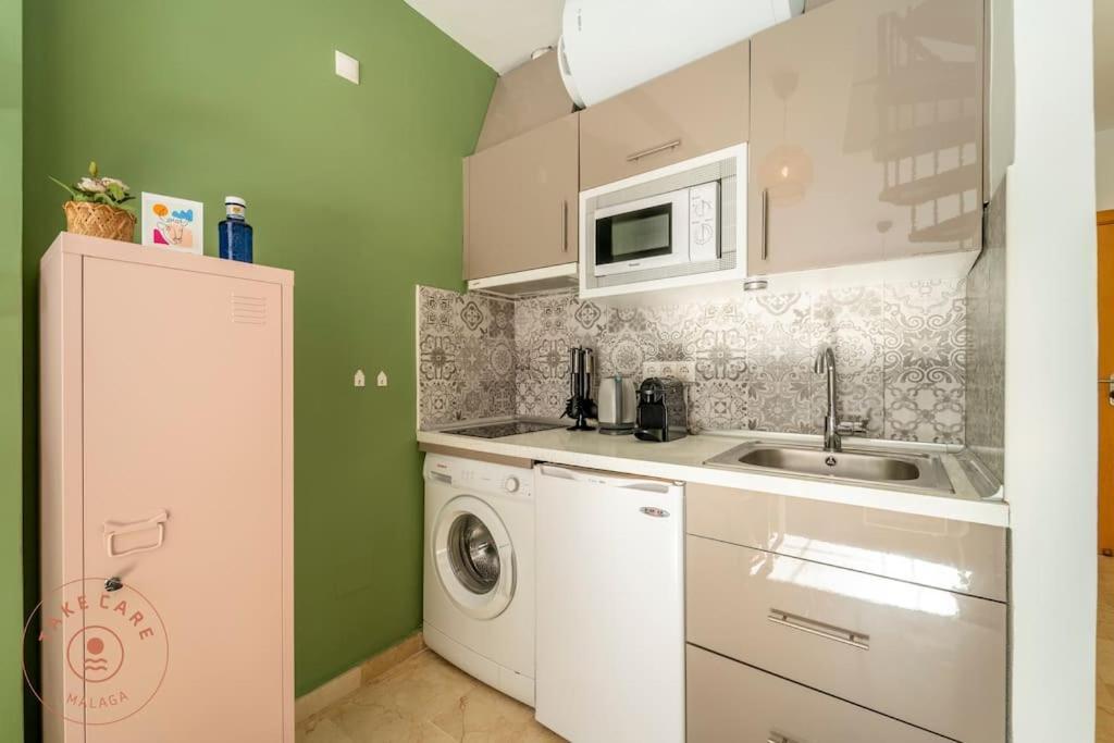 Estudio Toro In Malaga Met Dakterras Εξωτερικό φωτογραφία