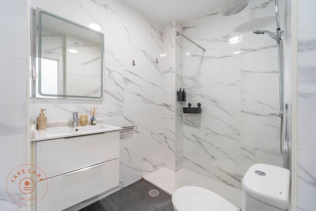 Estudio Toro In Malaga Met Dakterras Εξωτερικό φωτογραφία