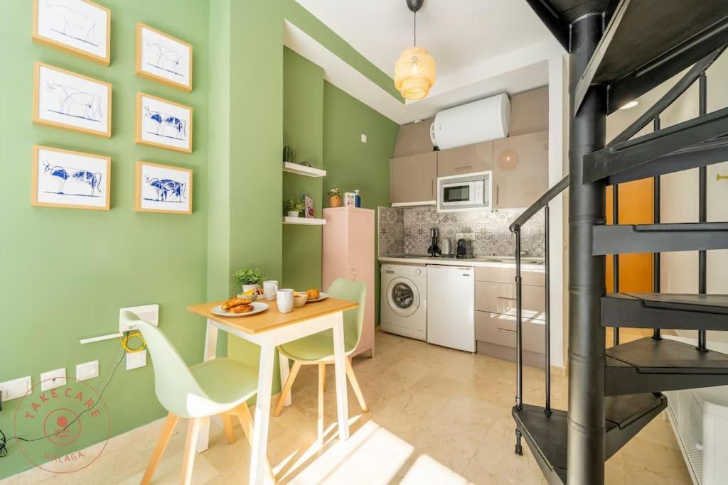 Estudio Toro In Malaga Met Dakterras Εξωτερικό φωτογραφία